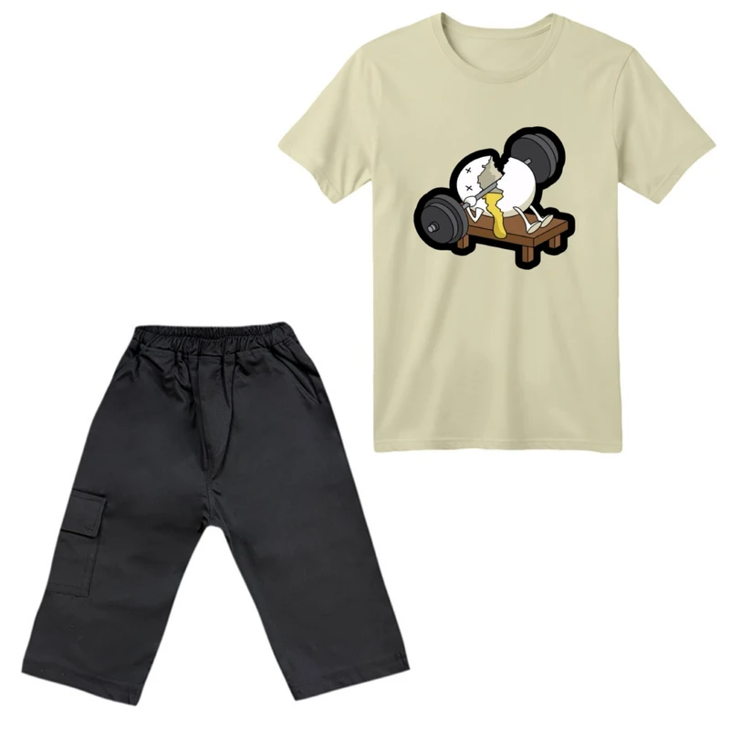 ست تی‌شرت آستین کوتاه و شلوارک پسرانه مدل تخم مرغ ورزشکار