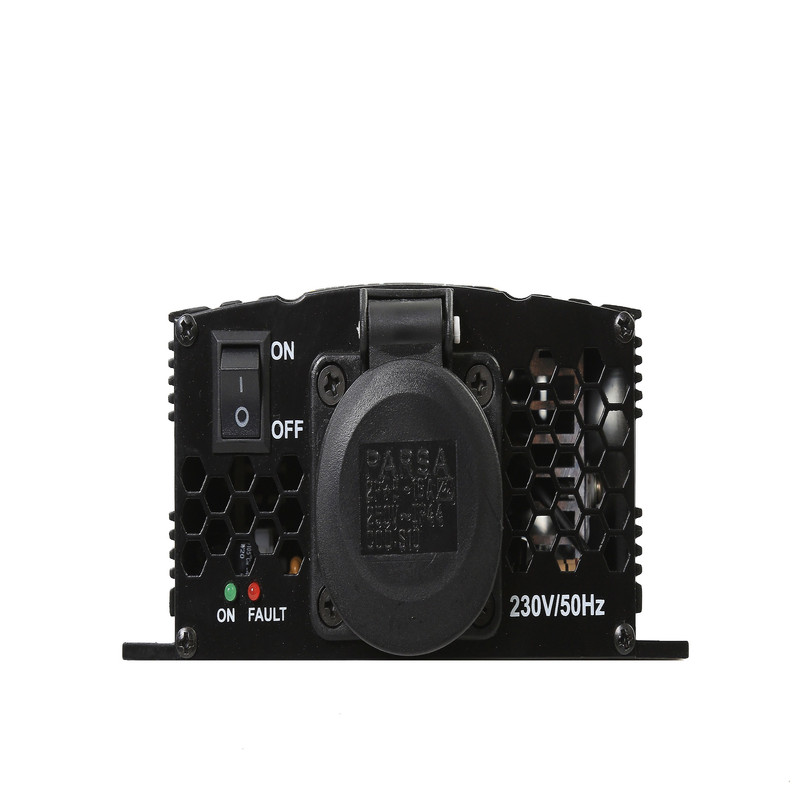 اینورتر 12ولت به 220 ولت یونیک مدل un750 ظرفیت 750 وات