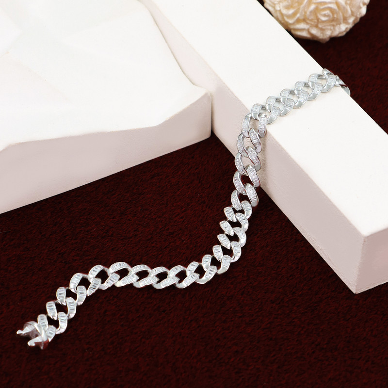 دستبند نقره زنانه جی تی ای مدل جی نایس دستبند نقره زنانه جی تی ای مدل جی نایس