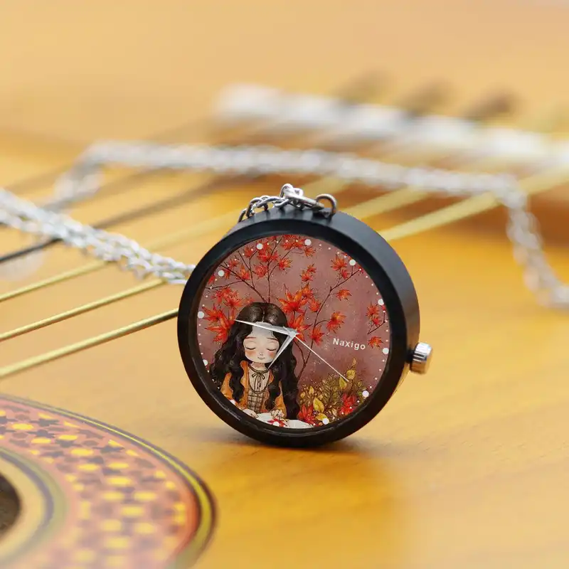 ساعت گردنبندی عقربه ای ناکسیگو مدل دختر پاییزی کد NF12634