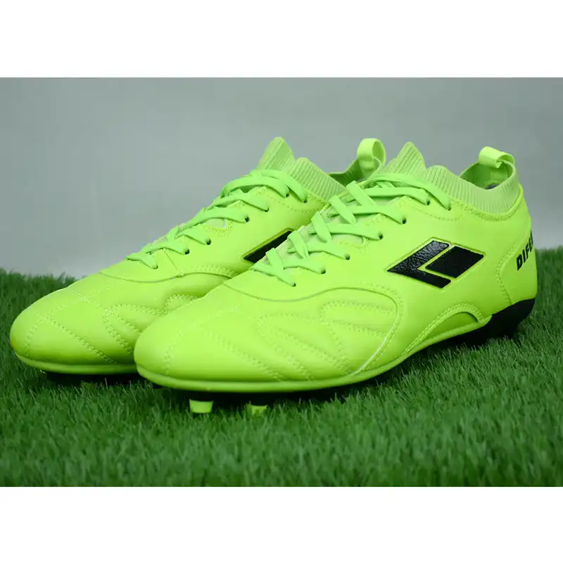 کفش فوتبال مردانه دیفانو مدل استوک دار کد C-8092