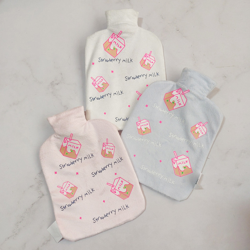 کیسه آب گرم کودک ایسیز طرح strawberry milk مدل Is330.28 کیسه آب گرم کودک ایسیز طرح strawberry milk مدل Is330.28