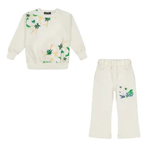 ست سویشرت و شلوار دخترانه طرح گل