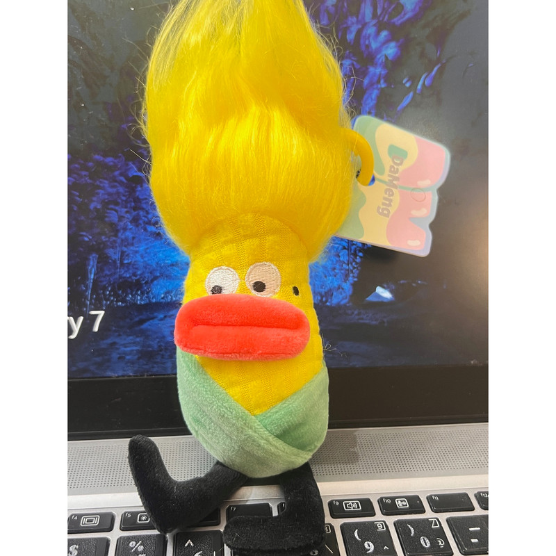 عروسک طرح ذرت مدل موفشن کد JIMI110 ارتفاع 17 سانتیمتر