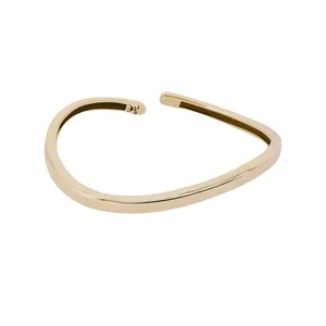 بنگل طلا 18 عیار زنانه تاج مدل آرام کد 2