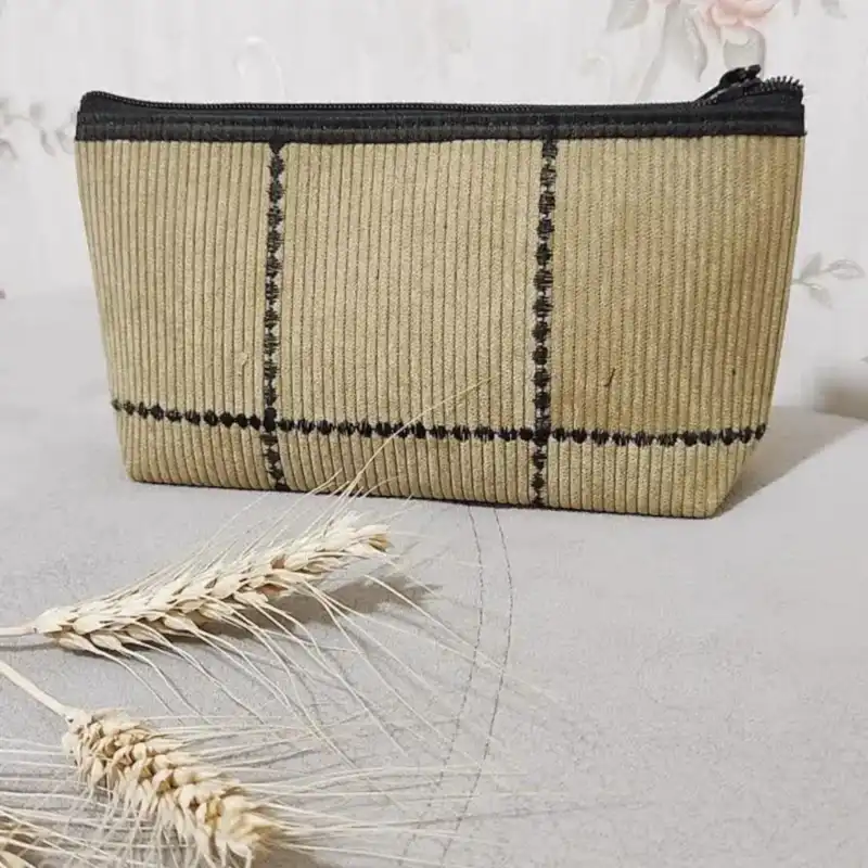 کیف لوازم آرایش زنانه مدل کبریتی