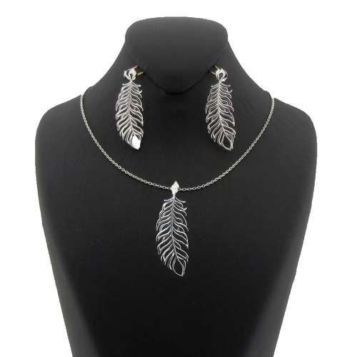 راهنمای خرید انواع زیورآلات نقره، زنانه، مردانه و بچه گانه ارزان قیمت - نیم ست، انگشتر زنانه و مردانه، گوشواره و دستبند نقره