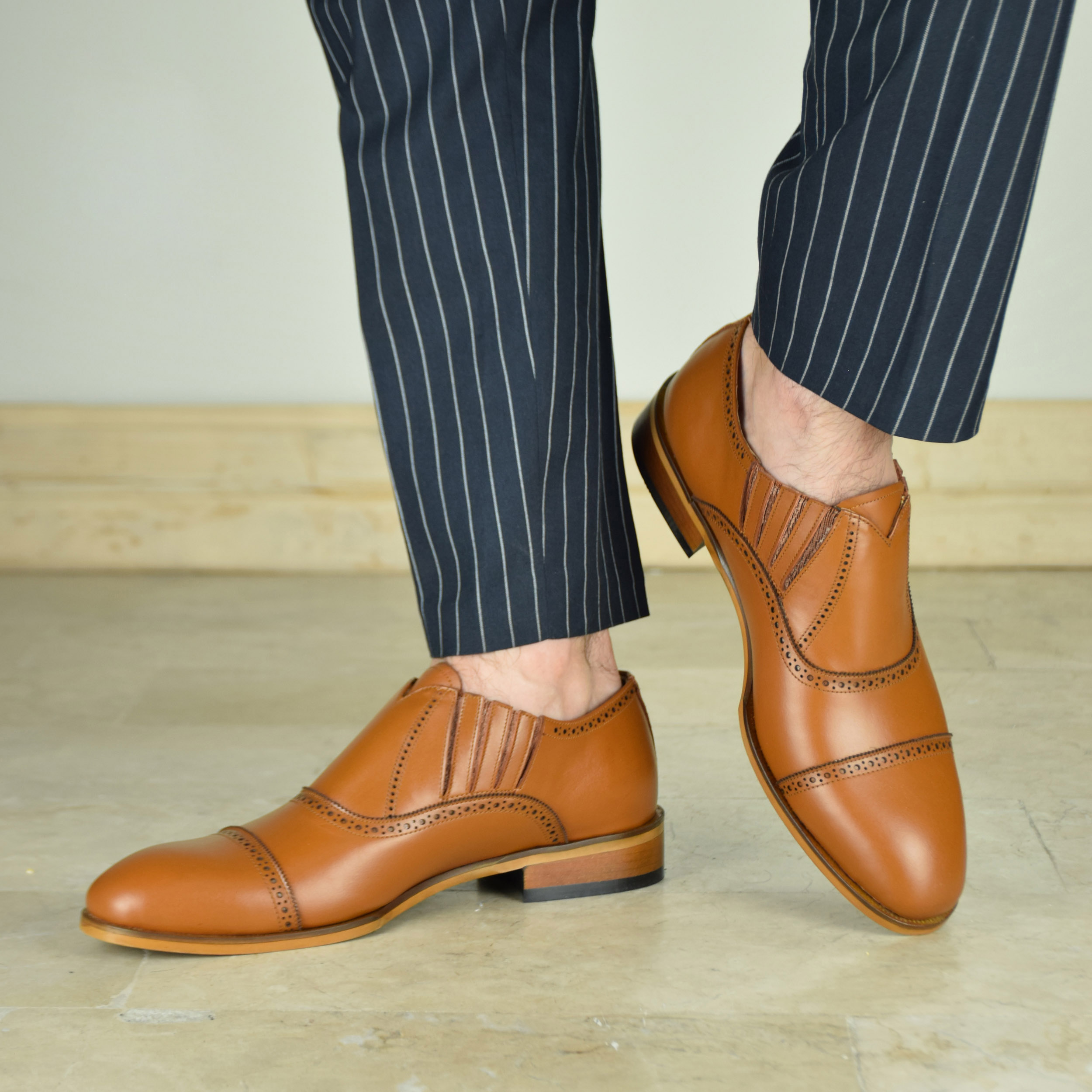 کفش مردانه کرمانی مدل چرم دستدوز طبیعی کد 1070 رنگ عسلی -  - 3