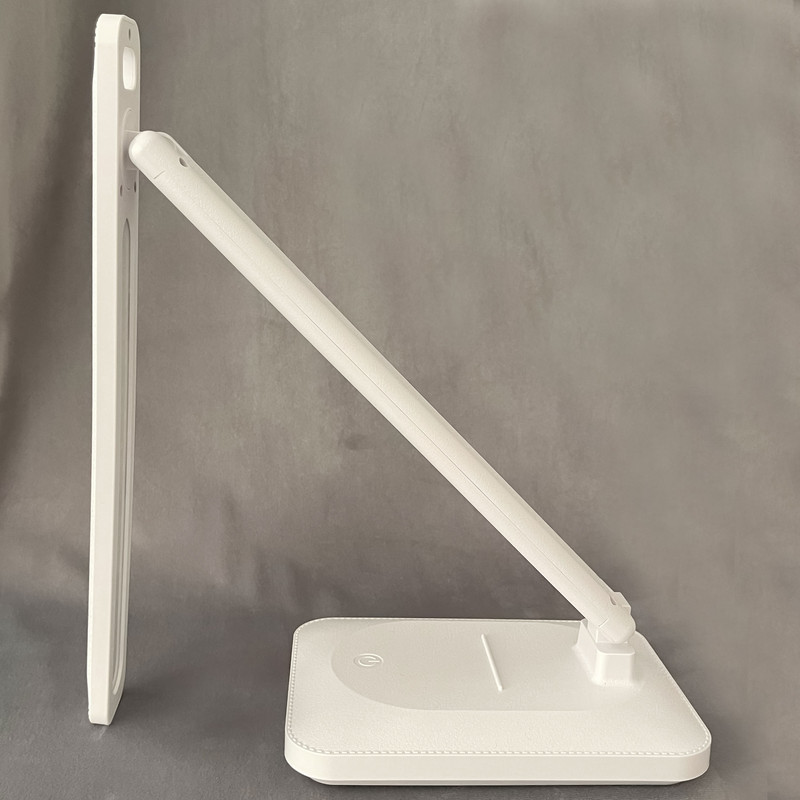 چراغ مطالعه مدل LS-8939