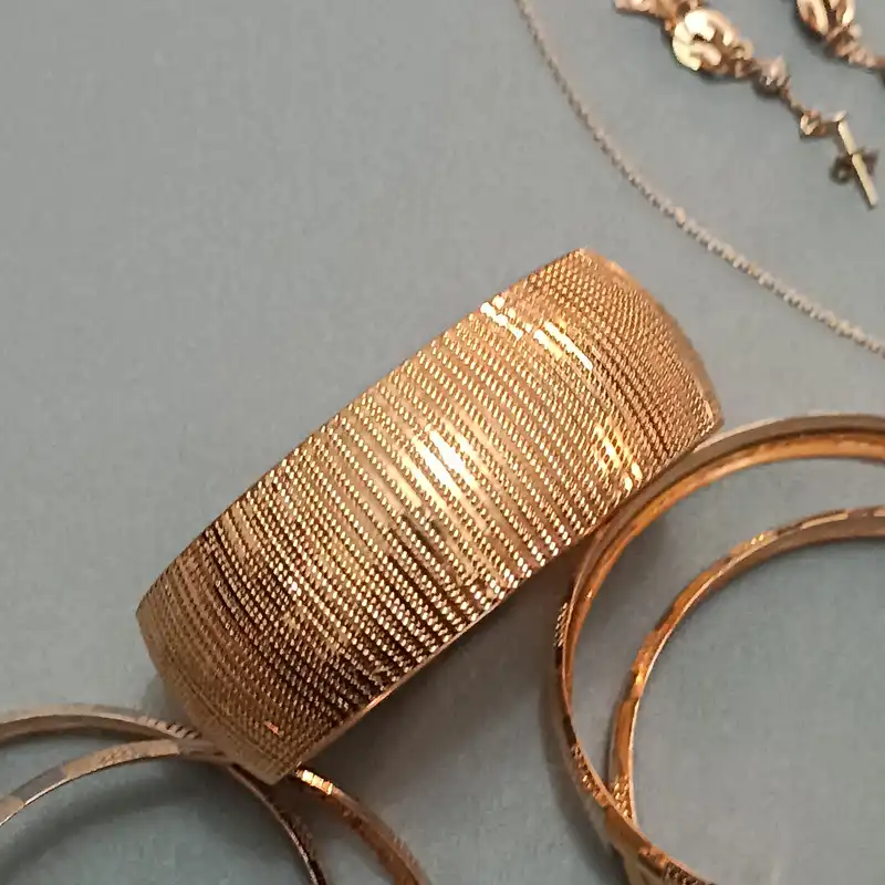 النگو طلا 18 عیار زنانه مدل تک پوش پهن رز کد 410S1