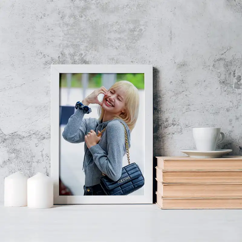 تابلو خندالو مدل لیسا گروه بلک پینک کد 16740