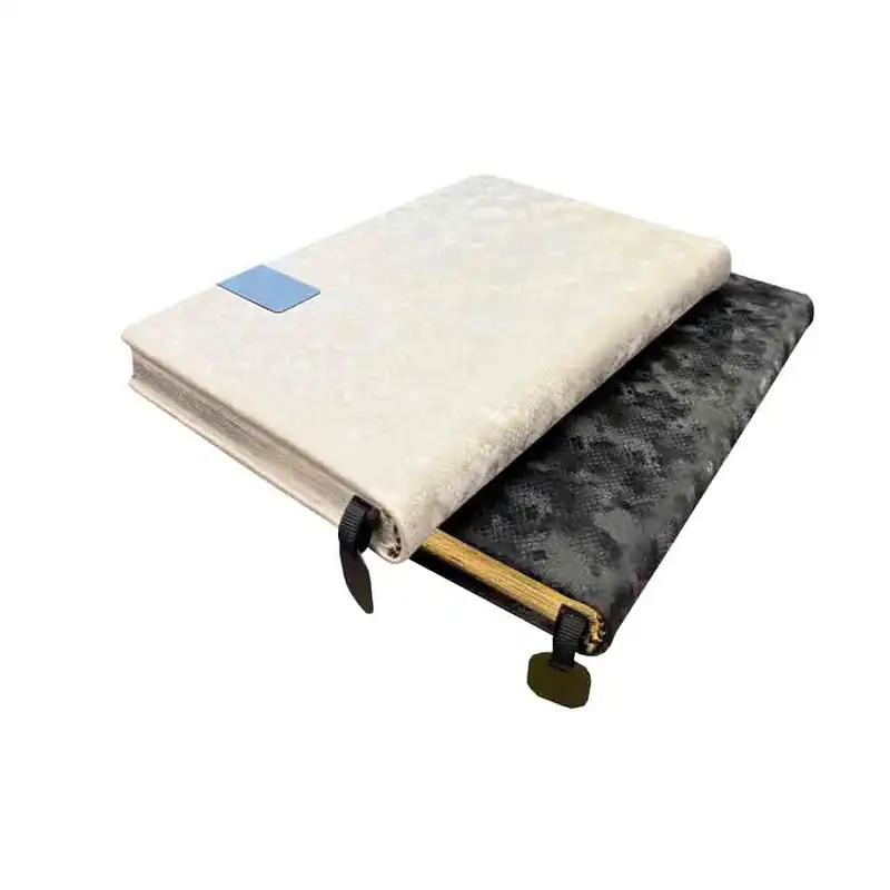 سالنامه سال 1402 مدل aazaad-621 کد 70720