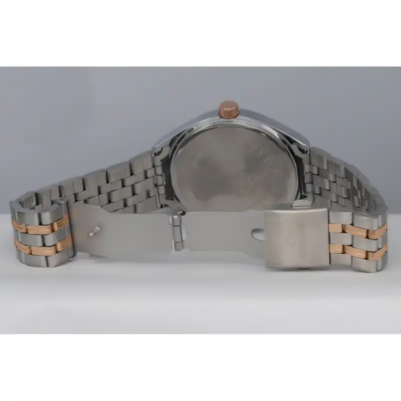 ساعت مچی عقربه‌ای مردانه اوماکس مدل OJSD007N004