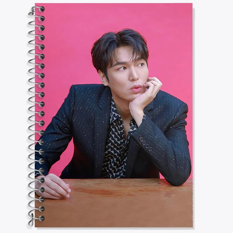 دفتر زبان 50 برگ خندالو مدل سه خط طرح لی مین هو Lee min ho کد 12388