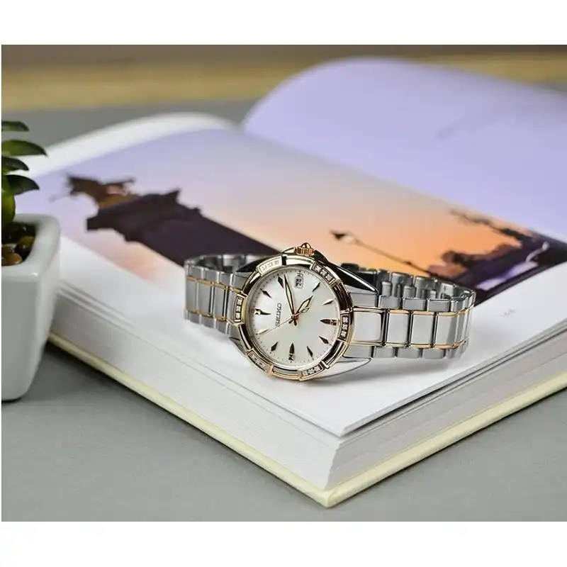 ساعت مچی عقربه ای زنانه سیکو مدل SKK728P1