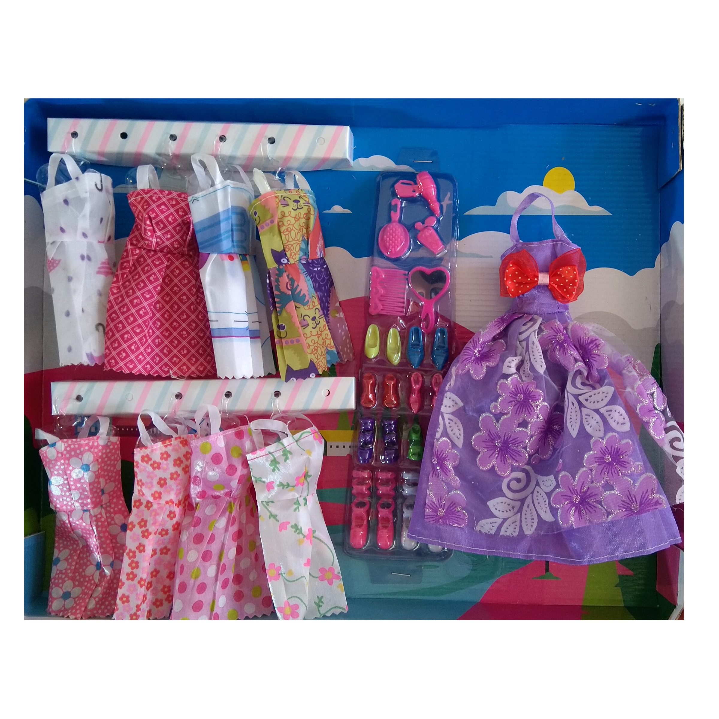 ست اسباب بازی مدل  کفش و لباس عروسک 272ddd42