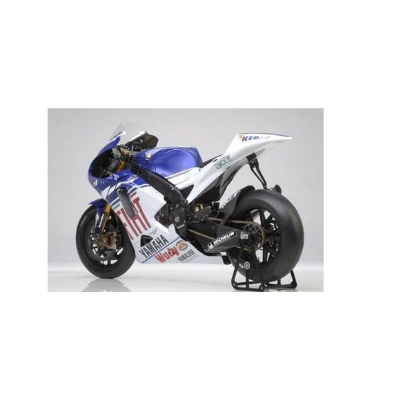 موتور بازی مدل YAMAHA YZR-M1 WORLD CHAMPION 2008