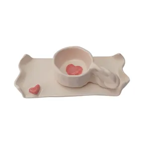 فنجان و نعلبکی سرامیکی مدل Love