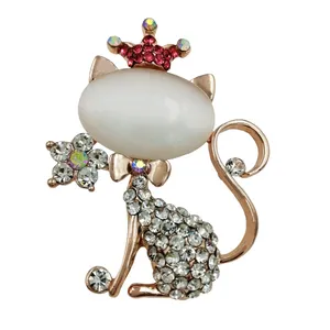 گل سینه زنانه مدل گربه تاج دار کد rstt220