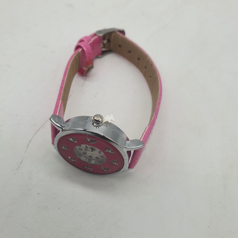 ساعت مچی عقربه ای دخترانه مدل Y-205 ساعت مچی عقربه ای دخترانه مدل Y-205