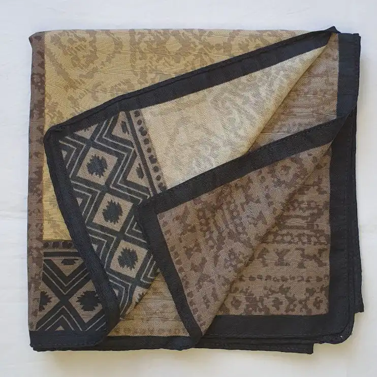 روسری زنانه مدل نخی کد HPS49