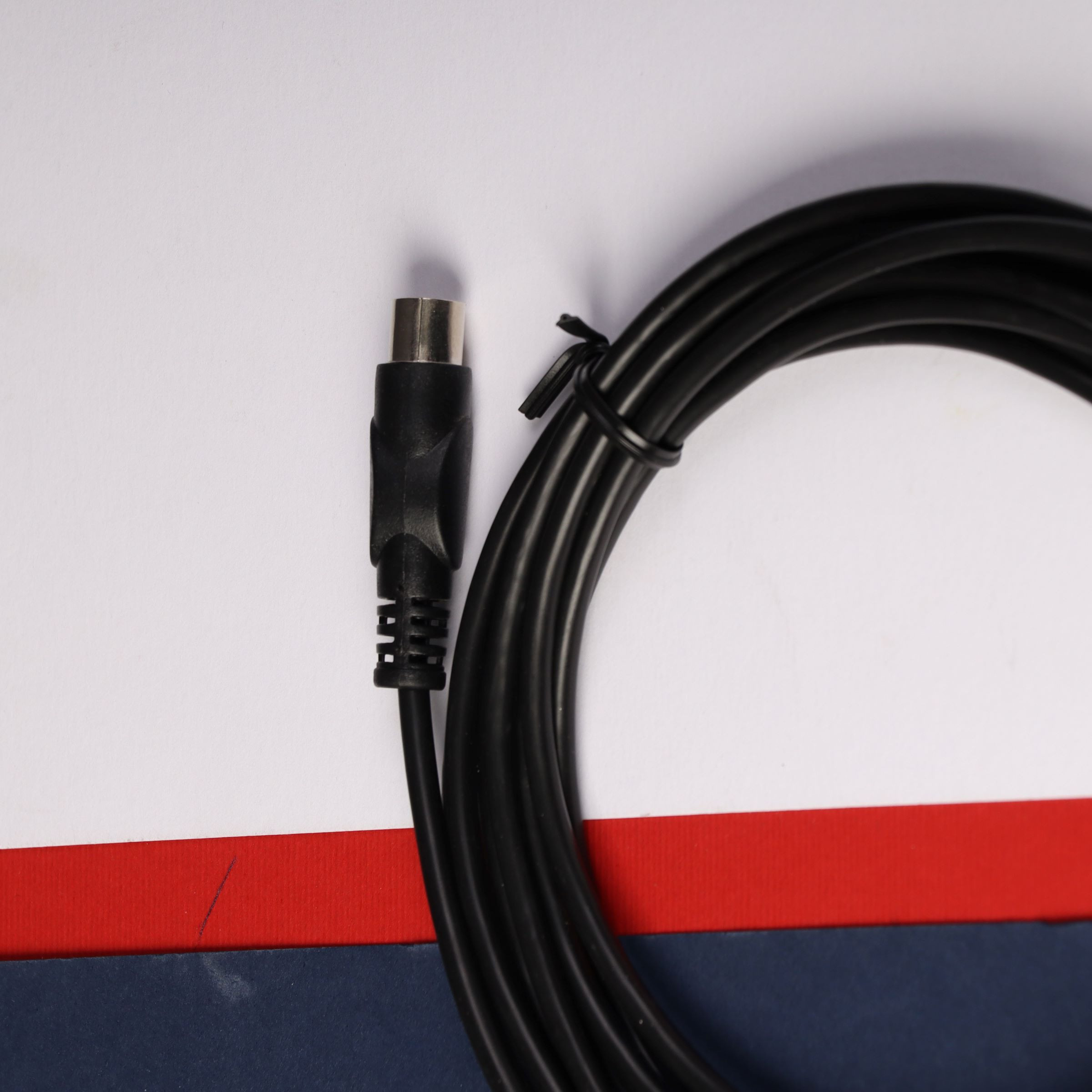 آنتن رومیزی سیگنال مدل SG -10017 کد 4M