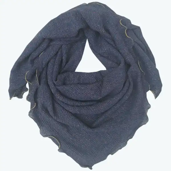 روسری زنانه مدل نخی پلیسه وارداتی طرح دونه برفی کد rosaridonebarfi