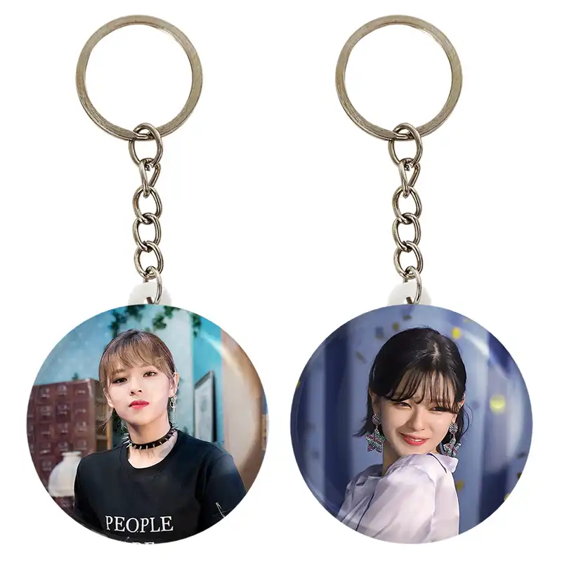 جاکلیدی خندالو مدل جونگیون گروه توایس TWICE کد 1985419859 مجموعه 2 عددی