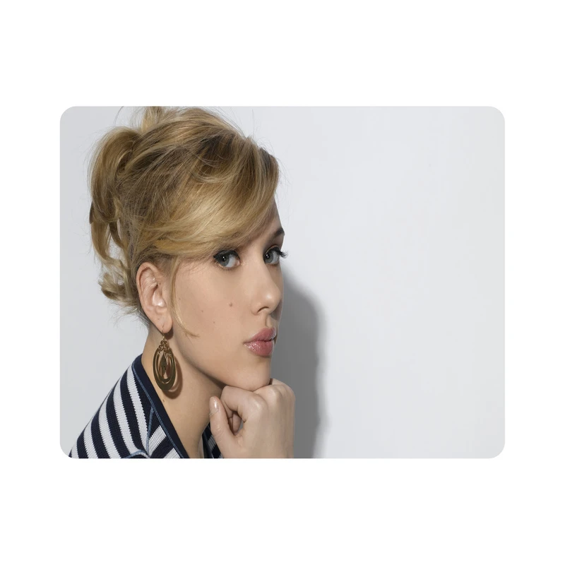 ماوس پد اطلس آبی طرح بازیگر اسکارلت جوهانسون مدل T6519