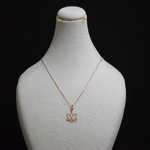 گردنبند نقره زنانه پاپاتیا سیلور مدل گل