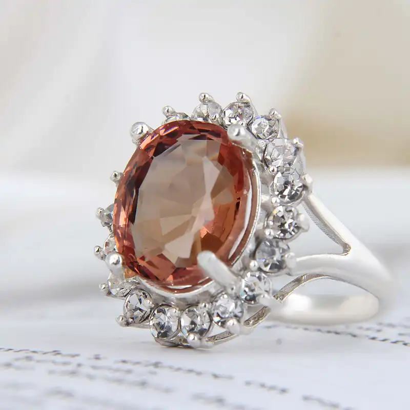 انگشتر نقره زنانه بازرگانی میلادی مدل سنگ الکساندریت کد AW_597