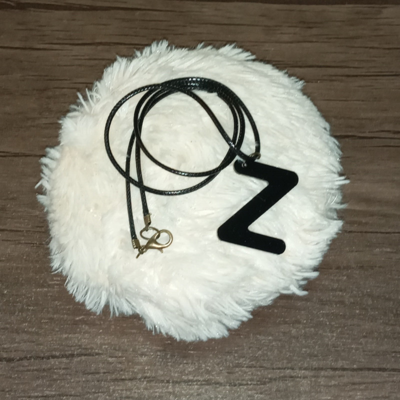 گردنبند دخترانه مدل حروف انگلیسی طرح Z