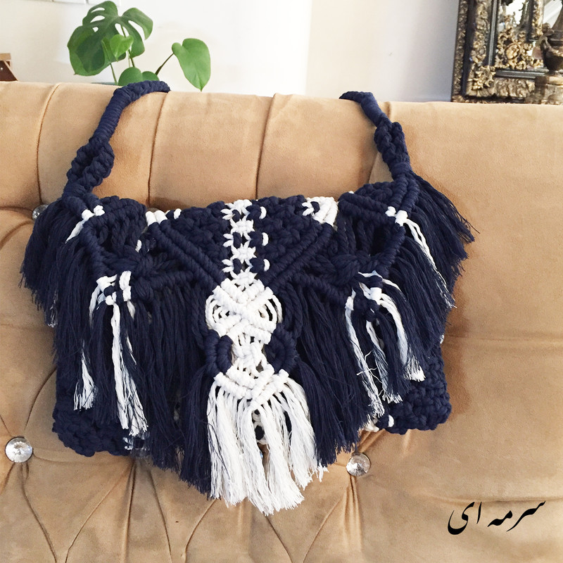 کیف دوشی دست دوز زنانه هنریسان مدل نیو