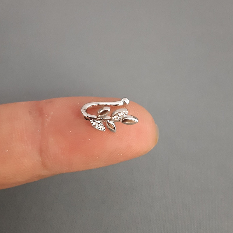 پیرسینگ بینی زنانه مدل برگ کد zrk-27