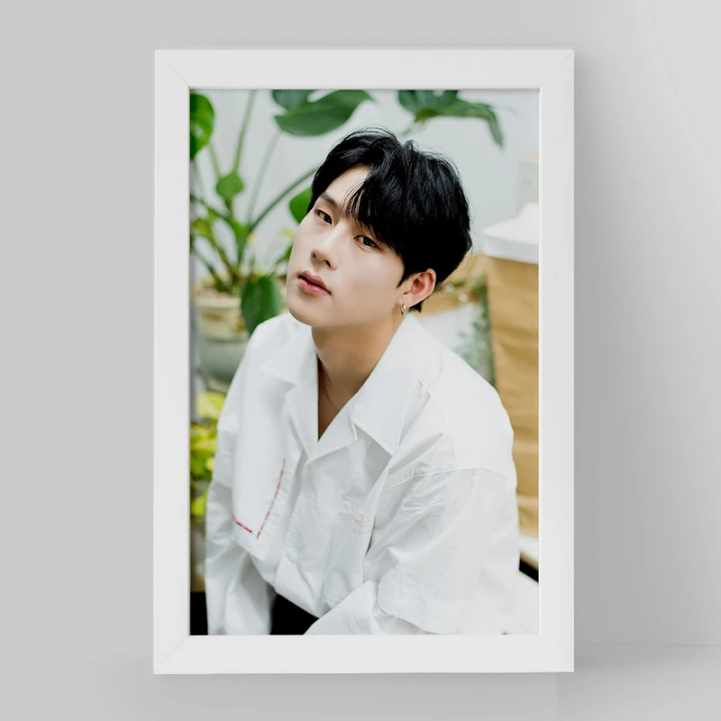 تابلو خندالو مدل جوهان گروه مانستا اکس MONSTA X کد 21128