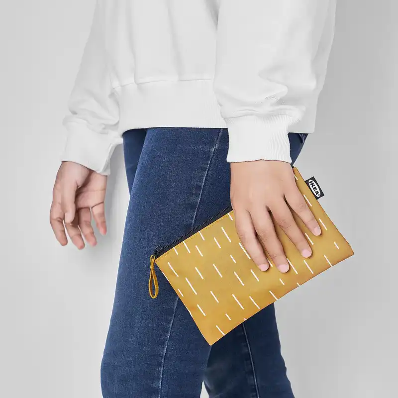 کیف لوازم آرایش زنانه ایکیا مدل SKÖRDA