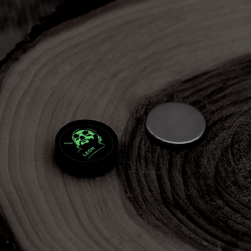 پیرسینگ گوش ناکسیگو مدل شب تاب طرح لئون کد PM6609 پیرسینگ گوش ناکسیگو مدل شب تاب طرح لئون کد PM6609