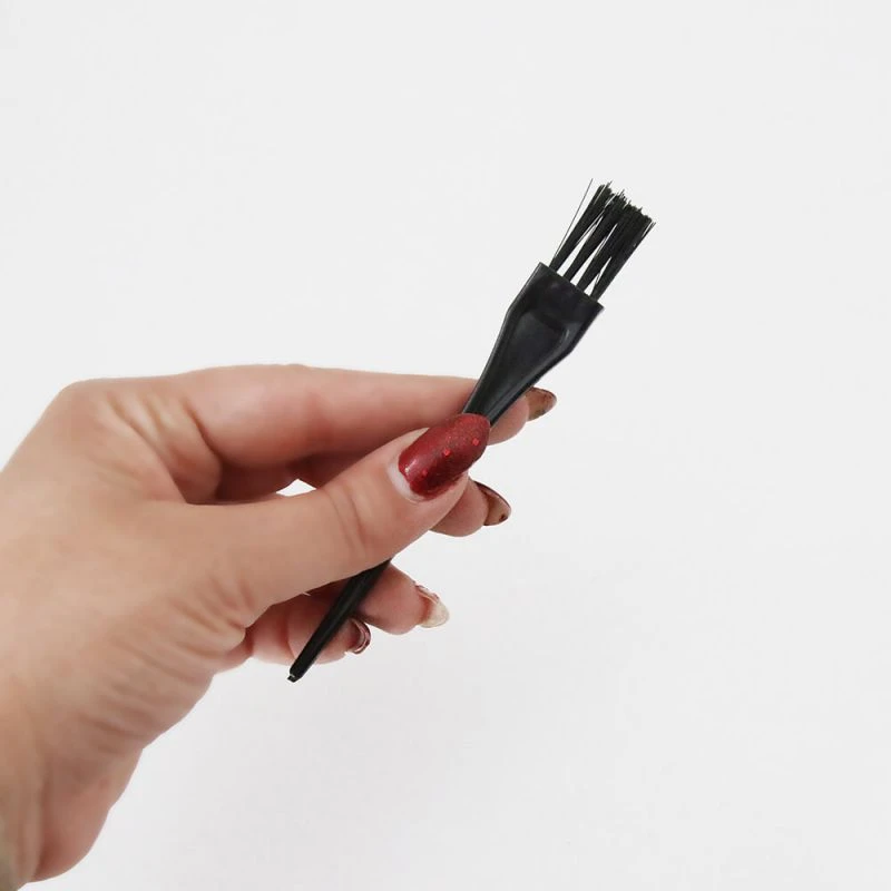 عکس شماره 2 : برس رنگ ابرو مدل c108