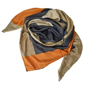 روسری زنانه مدل راه راه ساده