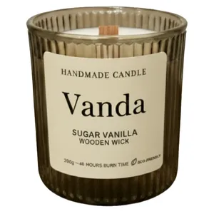 شمع دستساز معطر مدل وندا با رایحه وانیل مدت زمان اتمام ۴۰ ساعت