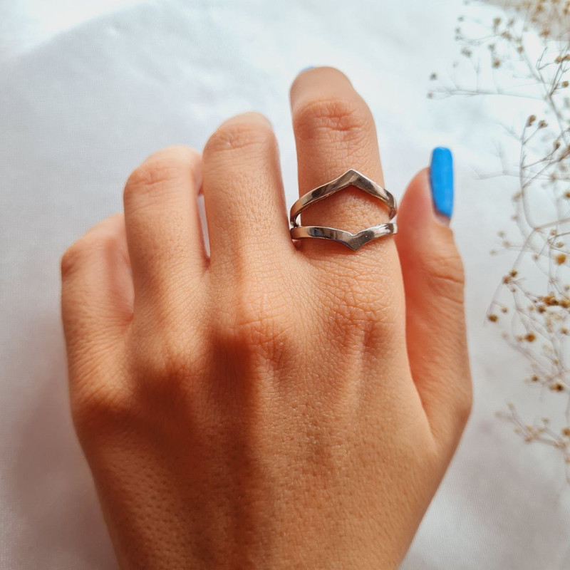 انگشتر زنانه مدل مثلثی فلش