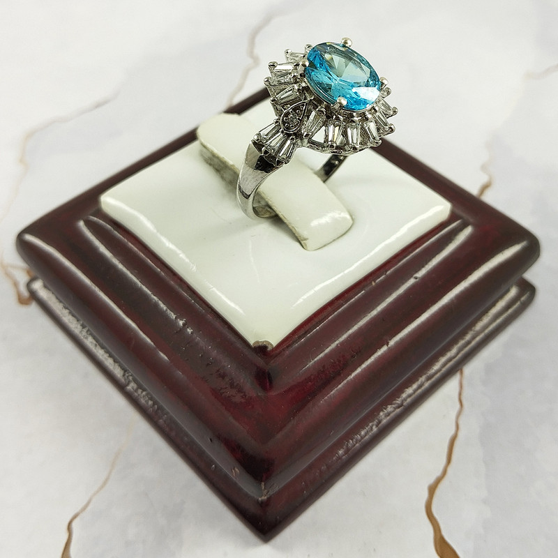 انگشتر نقره زنانه سلین کالا مدل توپاز کد 21 انگشتر نقره زنانه سلین کالا مدل توپاز کد 21