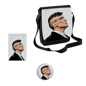 کیف رودوشی بچگانه  مدل پیکی بلایندرز کد 1 به همراه دفتر یادداشت و پیکسل مجموعه 3 عددی