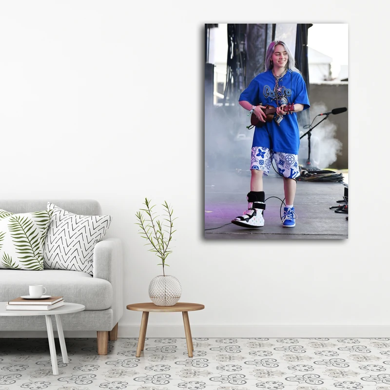 پوستر مدل بیلی ایلیش کد P 205