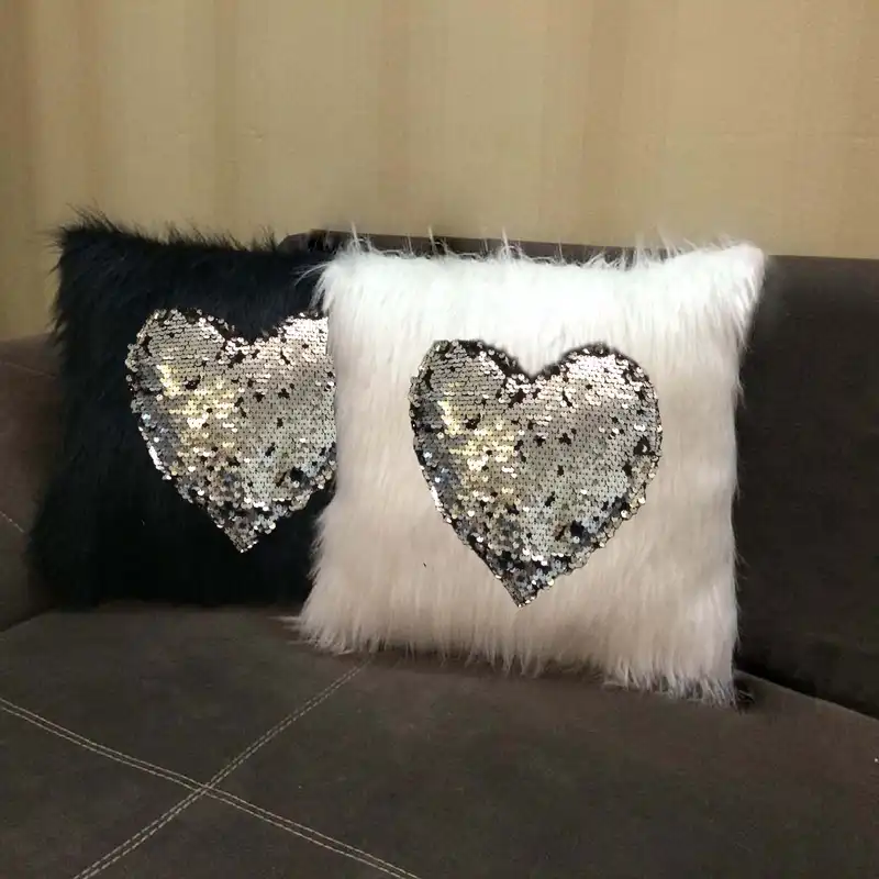 کاور کوسن مدل خز خرگوشی با قلب پولک جادویی مجموعه 2 عددی