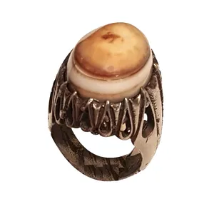 انگشتر نقره مردانه مدل عقیق سه پوست سلیمانی