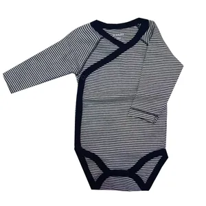 بادی آستین بلند نوزادی کیابی مدل AD1507