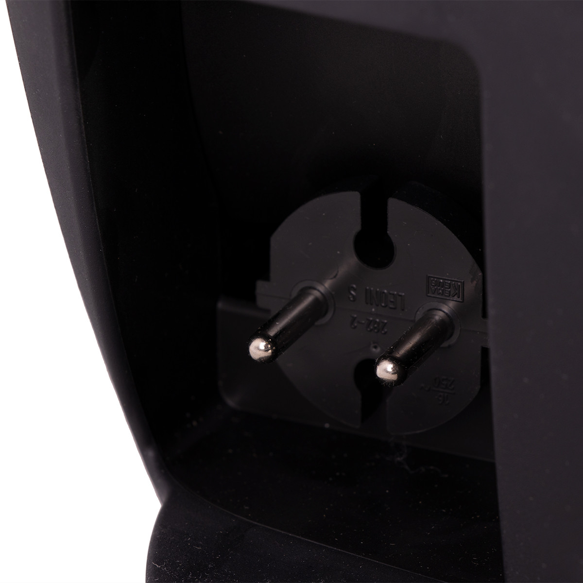 جاروبرقی بوش مدل BGL8SIL59D جاروبرقی بوش مدل BGL8SIL59D