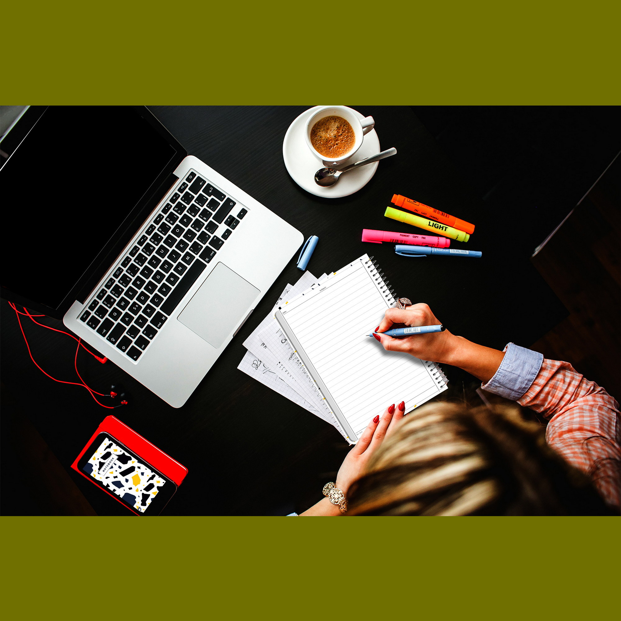 دفتر مشق 100 برگ مستر راد مدل تینا کد fiory 2042