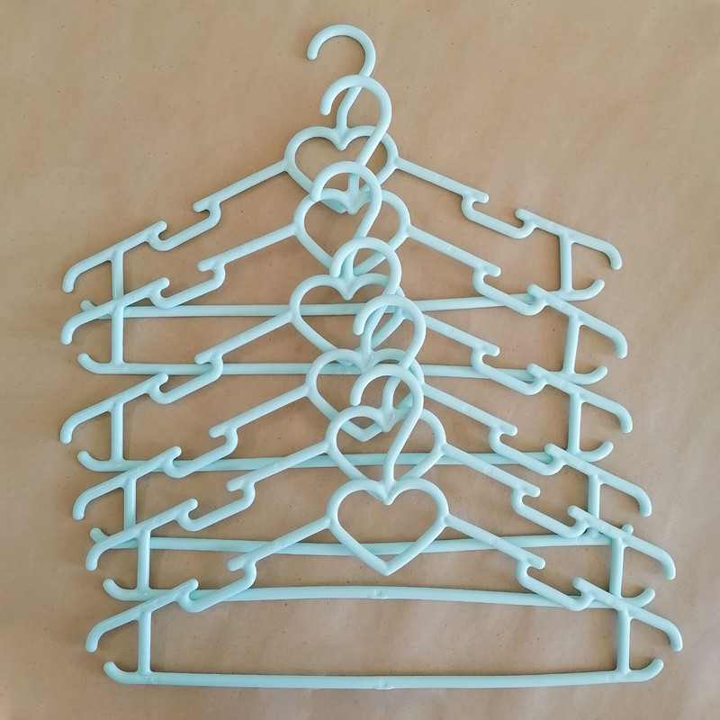 چوب لباسی طرح قلب کد 55 بسته 6 عددی